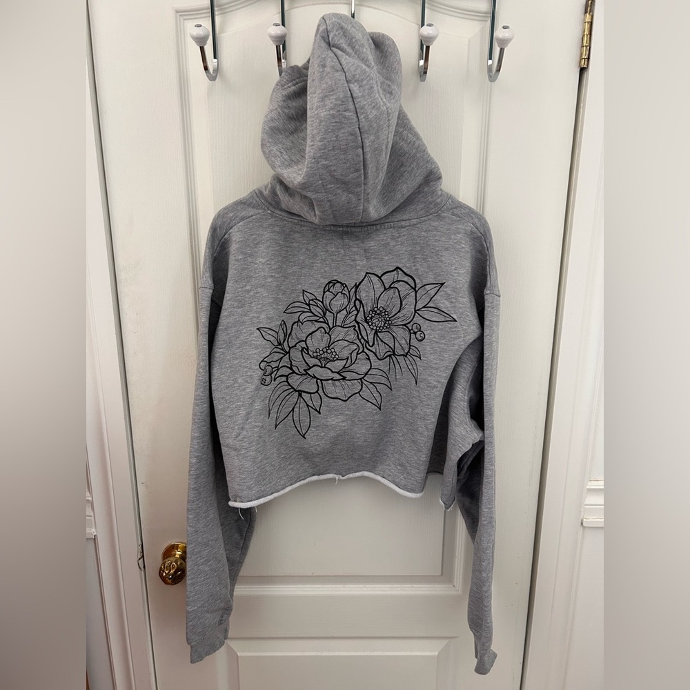 2XL Grey Cropped Hoodie with Peony Print